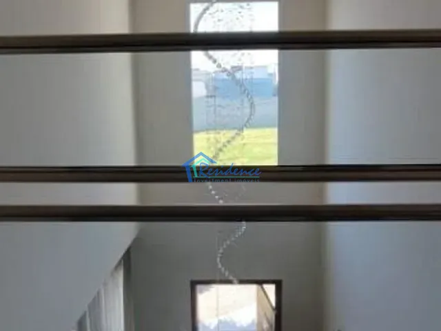 Sobrado com 307m² 3 quartos e 2 banheiros, à venda, no bairro Jardim Residencial Alto de Itaici em Indaiatuba