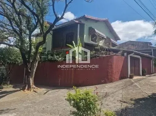 Sobrado, 4 quartos, 325 m² - Foto 1