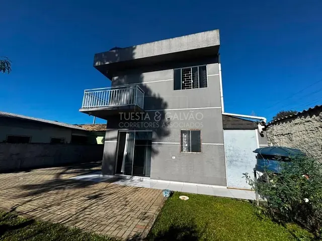 Sobrado com 126m² 3 quartos e 3 banheiros, à venda, no bairro Pinheirinho em Curitiba