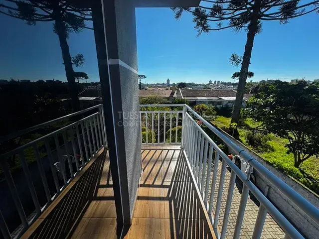 Sobrado com 126m² 3 quartos e 3 banheiros, à venda, no bairro Pinheirinho em Curitiba