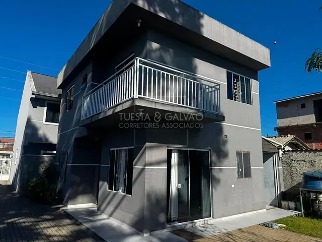Sobrado com 126m² 3 quartos e 3 banheiros, à venda, no bairro Pinheirinho em Curitiba