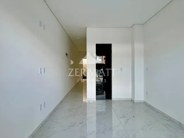 Sobrado 2 quartos e 3 banheiros, para alugar, no bairro Água Verde em Blumenau