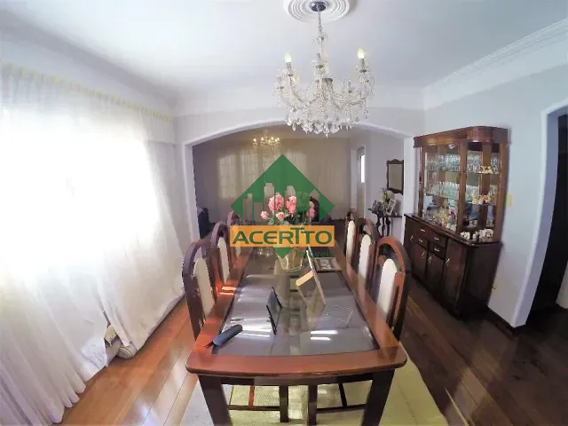 Sobrado com 560m² 3 quartos e 6 banheiros, à venda, no bairro Higienópolis em Araçatuba