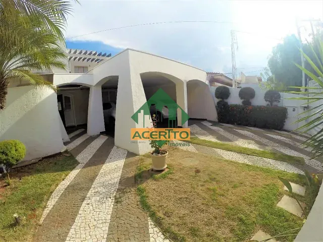 Sobrado com 560m² 3 quartos e 6 banheiros, à venda, no bairro Higienópolis em Araçatuba