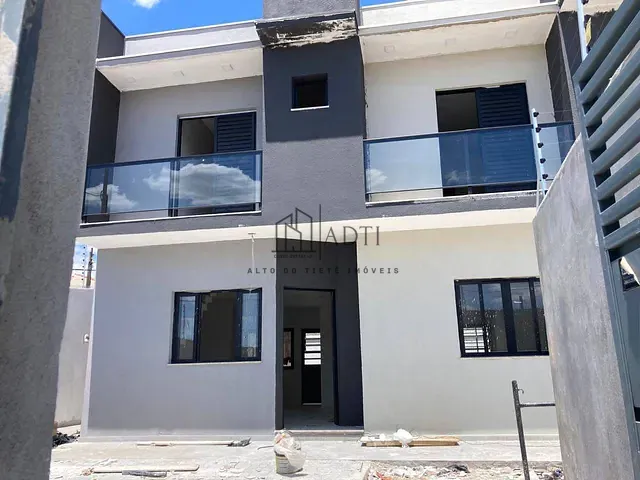 Sobrado 2 quartos e 3 banheiros, à venda, no bairro Jardim Universo em Mogi das Cruzes