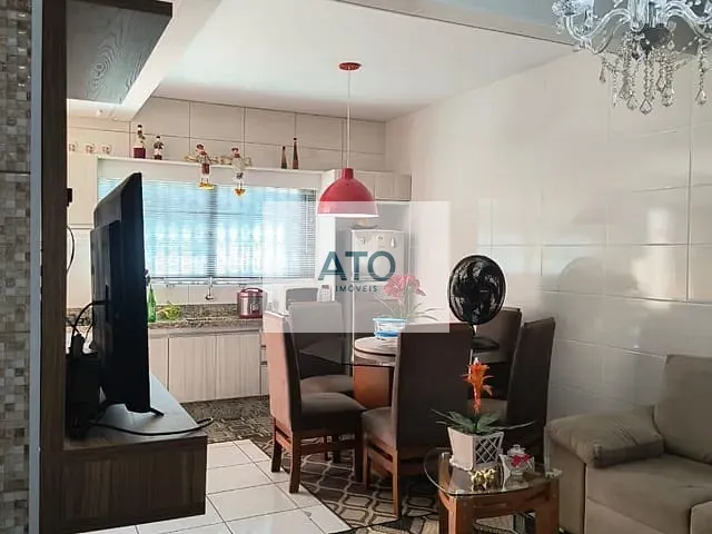 Sobrado com 180m², à venda, no bairro Areias em Tijucas