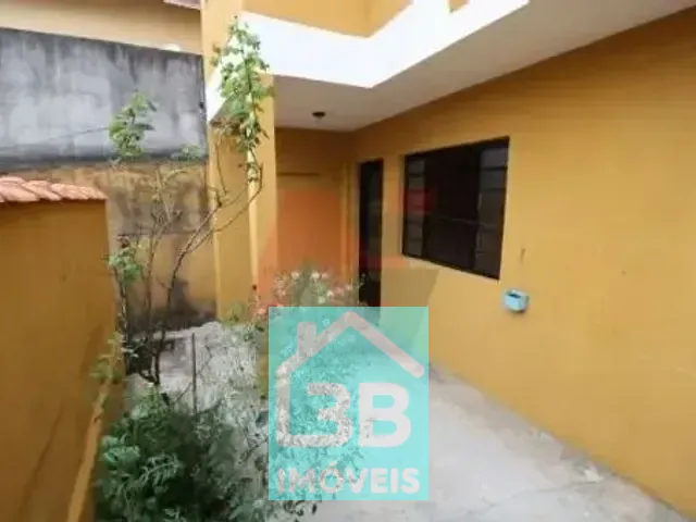 Casa com 80m² 2 quartos e 2 banheiros, para alugar, no bairro Jardim das Flores em Osasco