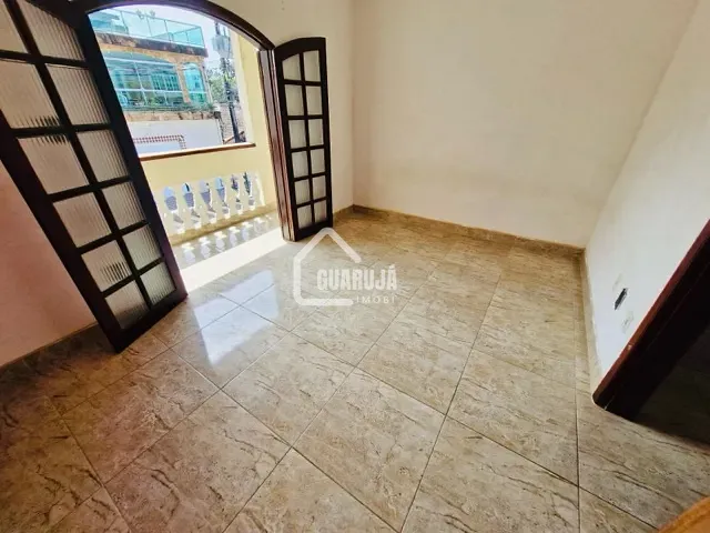 Sobrado com 100m² 3 quartos e 3 banheiros, para alugar, no bairro Sítio Paecara (Vicente de Carvalho) em Guarujá