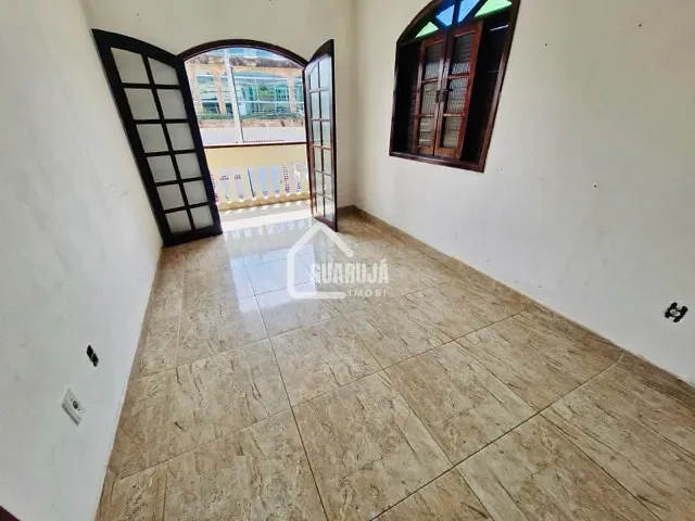 Sobrado com 100m² 3 quartos e 3 banheiros, para alugar, no bairro Sítio Paecara (Vicente de Carvalho) em Guarujá