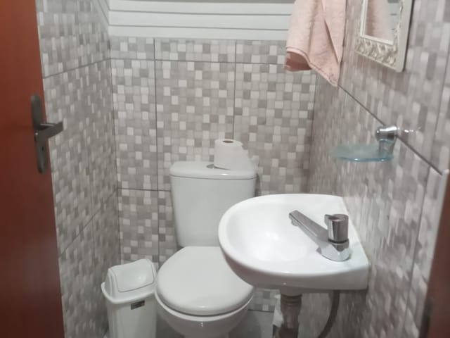 Sobrado 3 quartos e 4 banheiros, à venda, no bairro Vila Nivi em São Paulo