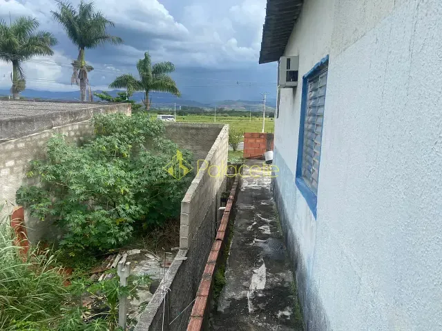 Sobrado com 165m² 3 quartos e 2 banheiros, à venda, no bairro Residencial Mantiqueira em Pindamonhangaba