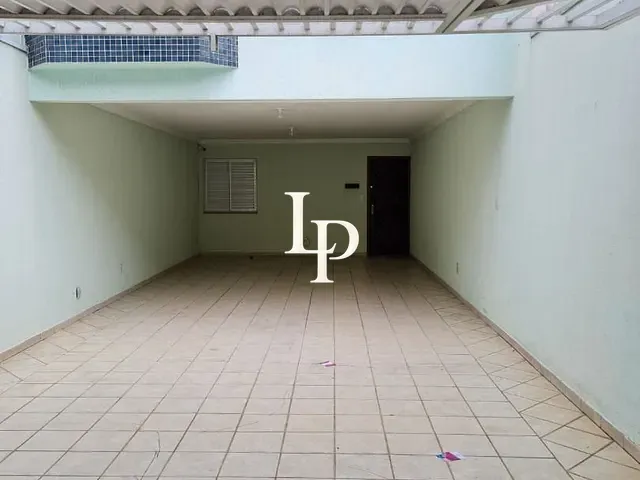Sobrado com 207m² 3 quartos e 3 banheiros, para alugar, no bairro Campestre em Santo André