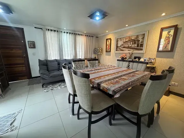 Sobrado com 151m² 3 quartos e 3 banheiros, à venda, no bairro Abranches em Curitiba