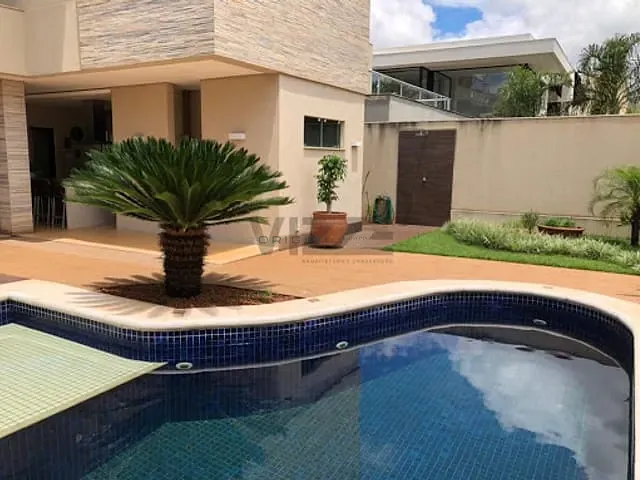 Sobrado com 480m² 4 quartos e 5 banheiros, à venda, no bairro Residencial Damha em Campo Grande