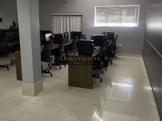 Sobrado com 1334m², à venda, no bairro Chácara Santo Antônio em São Paulo