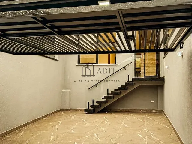 Sobrado com 243m² 2 quartos e 3 banheiros, à venda, no bairro Vila São Paulo em Mogi das Cruzes