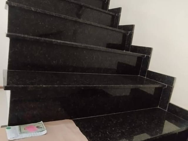 Sobrado 3 quartos e 4 banheiros, à venda, no bairro Jardim Rina em Santo André