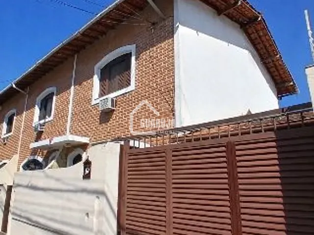Sobrado com 81m² 2 quartos e 2 banheiros, à venda, no bairro Jardim dos Pássaros em Guarujá