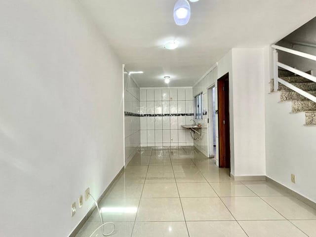Sobrado com 65m² 2 quartos e 3 banheiros, à venda, no bairro Itaquera em São Paulo