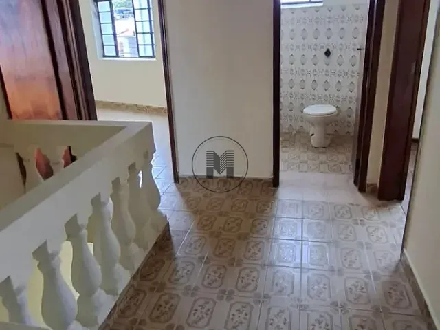 Sobrado 2 quartos e 1 banheiro, para alugar, no bairro Campo do Galvão em Guaratinguetá