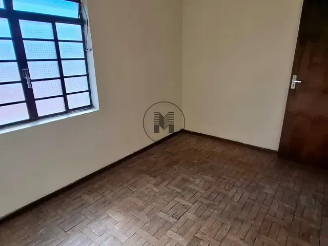 Sobrado 2 quartos e 1 banheiro, para alugar, no bairro Campo do Galvão em Guaratinguetá