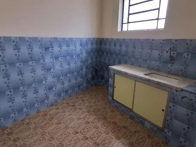 Sobrado 2 quartos e 1 banheiro, para alugar, no bairro Campo do Galvão em Guaratinguetá