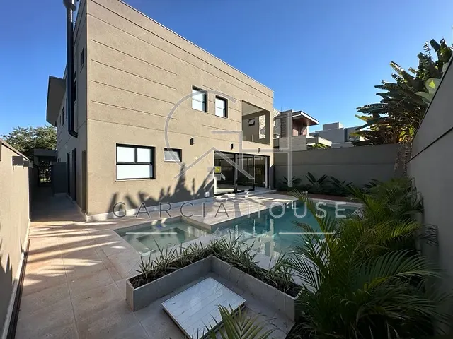 Casa com 499m² 4 quartos e 6 banheiros, à venda, no bairro Bonfim Paulista  em Ribeirão Preto