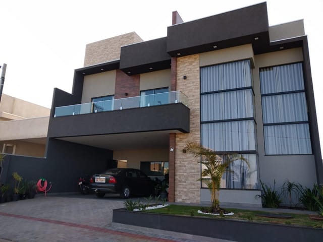 Sobrado com 252m² 4 quartos e 2 banheiros, à venda, no bairro Jardim Bela Itália em Cambé