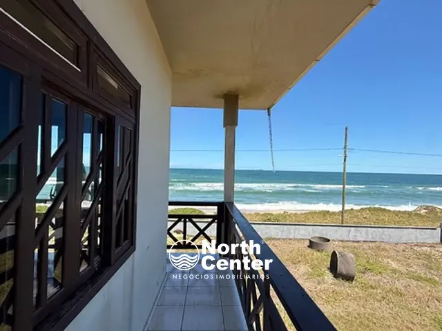 Sobrado 6 quartos e 3 banheiros, à venda, no bairro Salinas em Balneário Barra do Sul