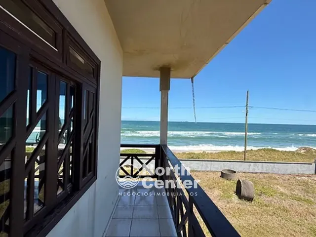 Sobrado 6 quartos e 3 banheiros, à venda, no bairro Salinas em Balneário Barra do Sul