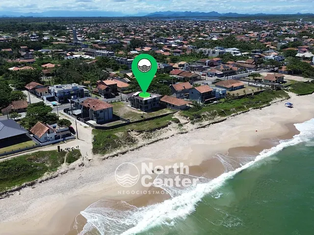 Sobrado 6 quartos e 3 banheiros, à venda, no bairro Salinas em Balneário Barra do Sul