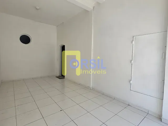 Sobrado com 100m², à venda ou para alugar, no bairro Centro em Mogi das Cruzes