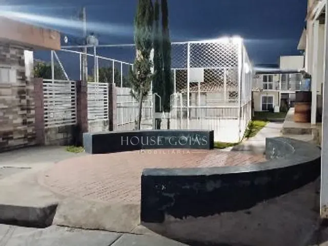 Sobrado 3 quartos e 2 banheiros, à venda, no bairro Residencial Jardins do Cerrado 6 em Goiânia