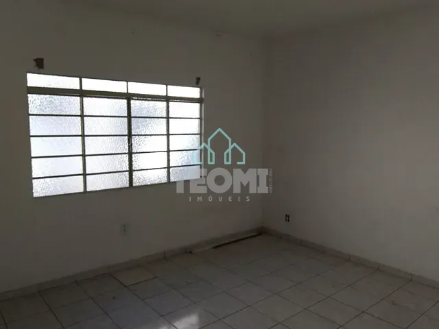 Sobrado com 150m² 2 quartos e 1 banheiro, à venda, no bairro Centro em Taubaté