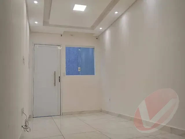 Casa 2 quartos e 1 banheiro, para alugar, no bairro Caiçara em Praia Grande
