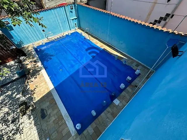 Sobrado com 338m² 3 quartos e 1 banheiro, à venda, no bairro Canto do Mar em São Sebastião