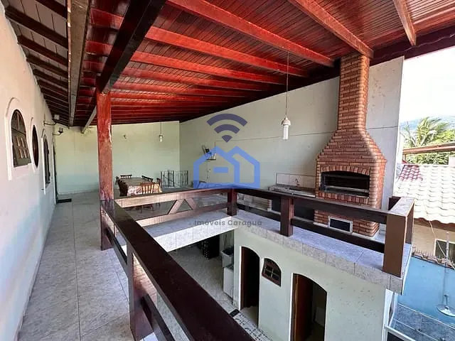 Sobrado com 338m² 3 quartos e 1 banheiro, à venda, no bairro Canto do Mar em São Sebastião