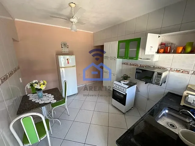 Sobrado com 338m² 3 quartos e 1 banheiro, à venda, no bairro Canto do Mar em São Sebastião