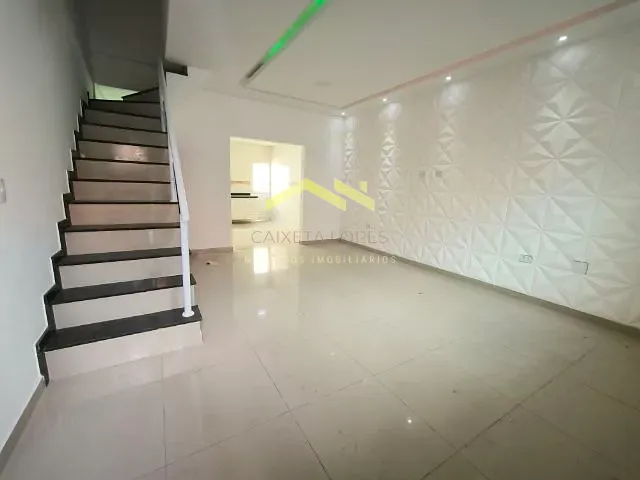Sobrado com 110m² 3 quartos e 1 banheiro, para alugar, no bairro Santa Terezinha em Santo André