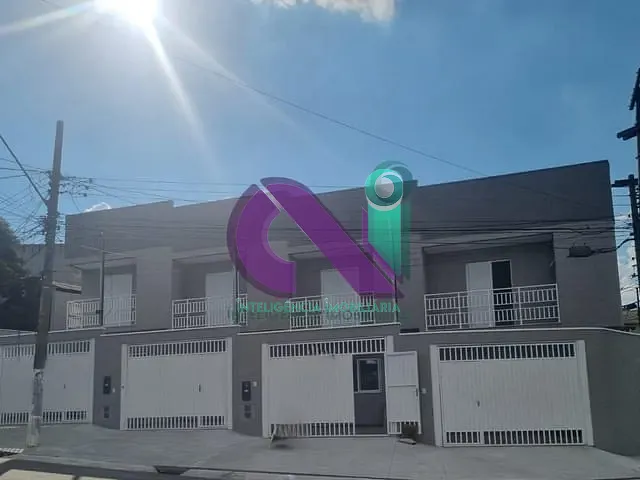 Sobrado 3 quartos e 2 banheiros, à venda, no bairro Bela Vista em Osasco