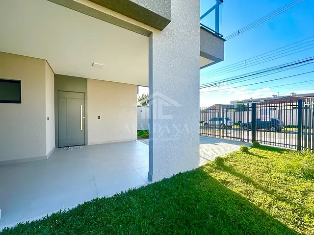 Sobrado com 130m² 3 quartos e 2 banheiros, à venda, no bairro Cidade Jardim em São José dos Pinhais