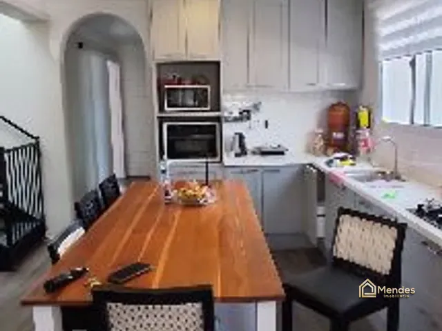 Sobrado com 130m² 4 quartos e 2 banheiros, à venda, no bairro Sítio Cercado em Curitiba