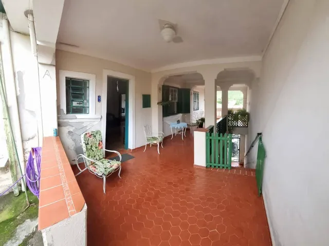 Sobrado com 449m² 6 quartos e 2 banheiros, à venda, no bairro Centro em São José do Barreiro