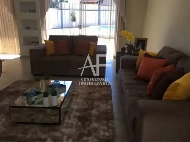 Sobrado com 482m² 3 quartos e 1 banheiro, à venda, no bairro Village em Tremembé