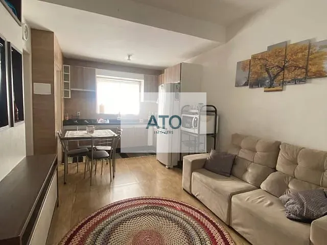 Sobrado 2 quartos e 1 banheiro, à venda, no bairro Centro em Tijucas