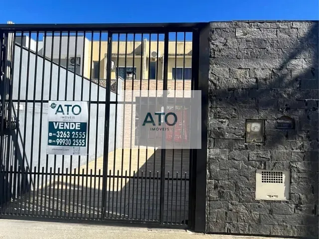 Sobrado 2 quartos e 1 banheiro, à venda, no bairro Centro em Tijucas