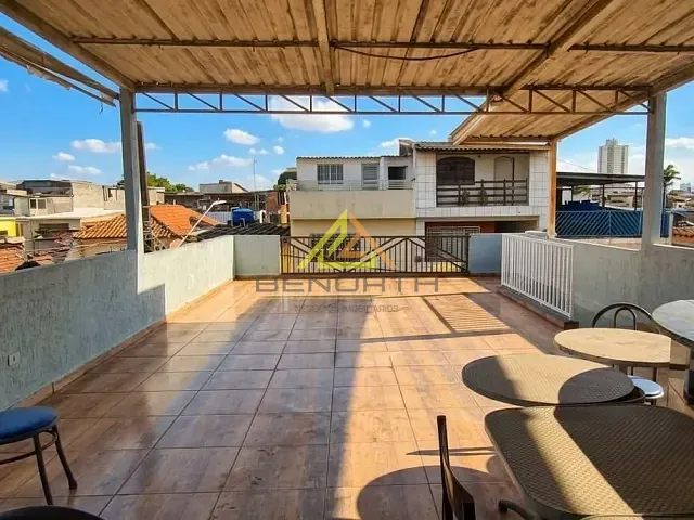 Sobrado 5 quartos e 4 banheiros, à venda, no bairro Jardim Brasil (Zona Norte) em São Paulo