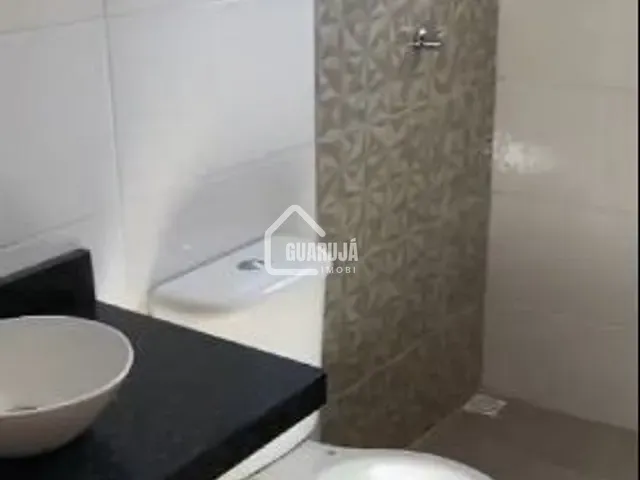 Sobrado com 68m² 3 quartos e 2 banheiros, à venda, no bairro Parque Estuário (Vicente de Carvalho) em Guarujá