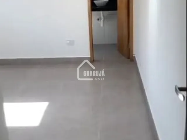 Sobrado com 68m² 3 quartos e 2 banheiros, à venda, no bairro Parque Estuário (Vicente de Carvalho) em Guarujá