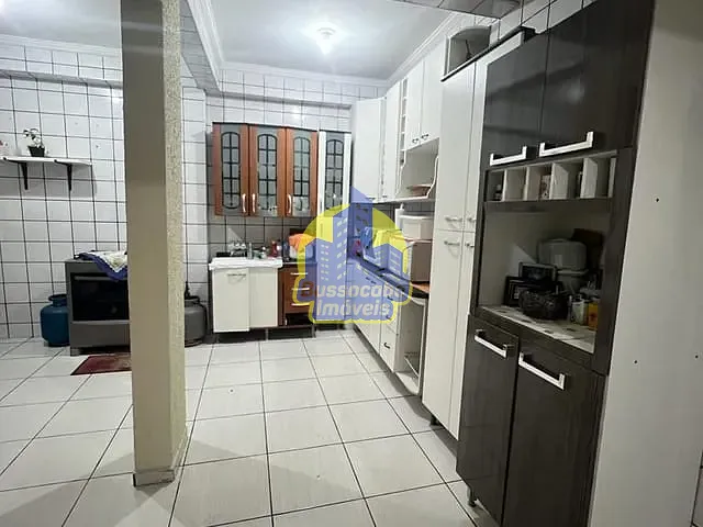 Sobrado com 108m² 3 quartos e 1 banheiro, à venda, no bairro Km 18 em Osasco